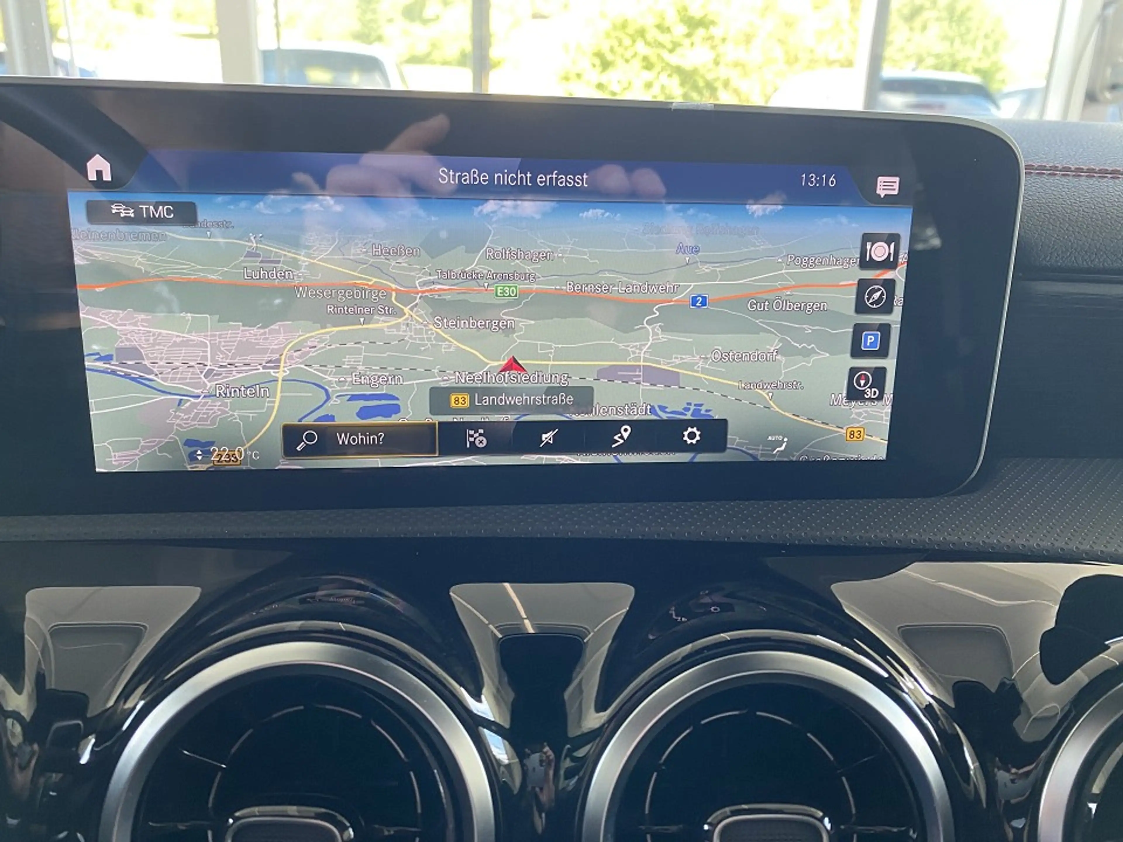 Mercedes-Benz CLA 250 Shooting Brake AMG Line 4Matic — photo 11