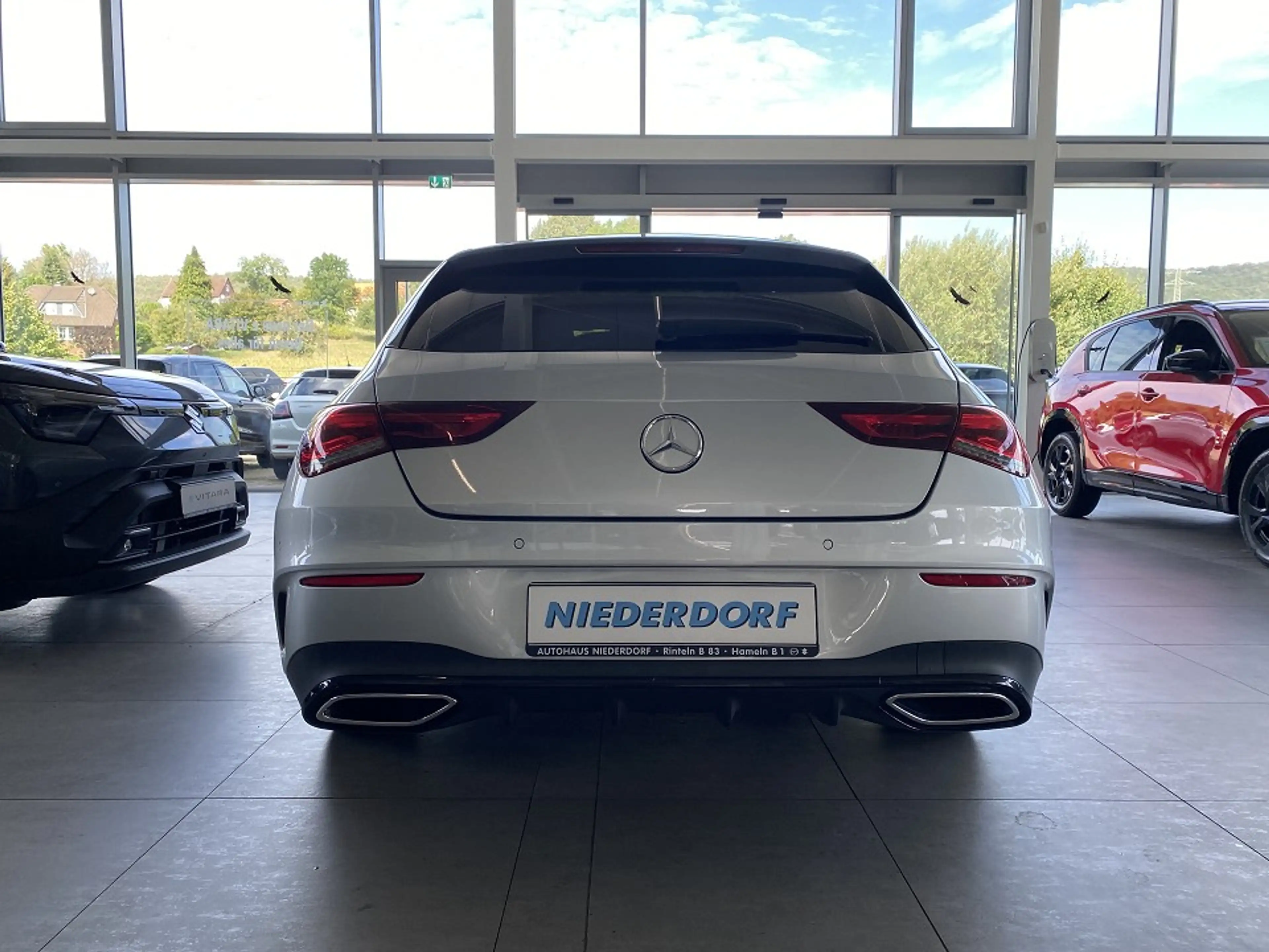 Mercedes-Benz CLA 250 Shooting Brake AMG Line 4Matic — photo 13