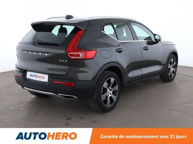 Volvo XC40 view 6