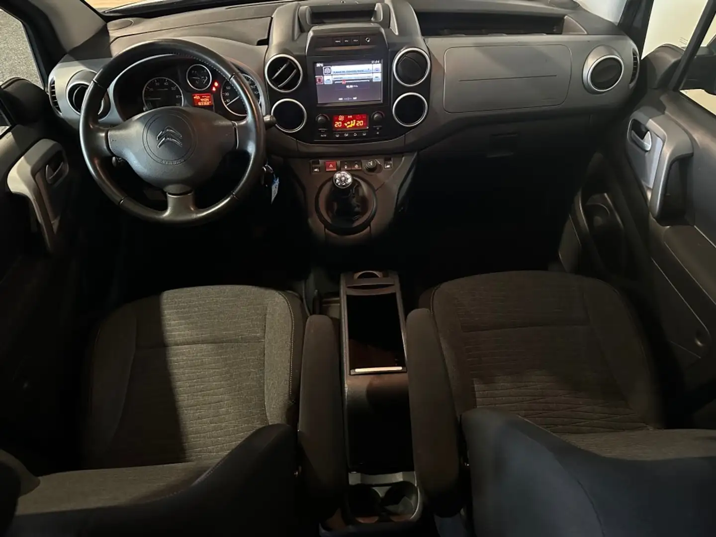 Citroen Berlingo 1.2 PURETECH XTR NAVI l PDC l TREKHAAK l CRUISE l Gris - 2