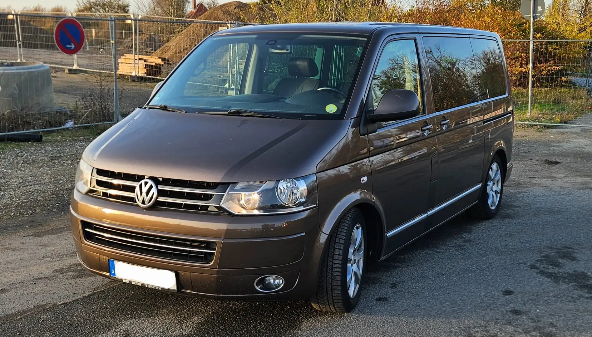 Volkswagen T5 Multivan Multivan DSG Highline Braun - 1