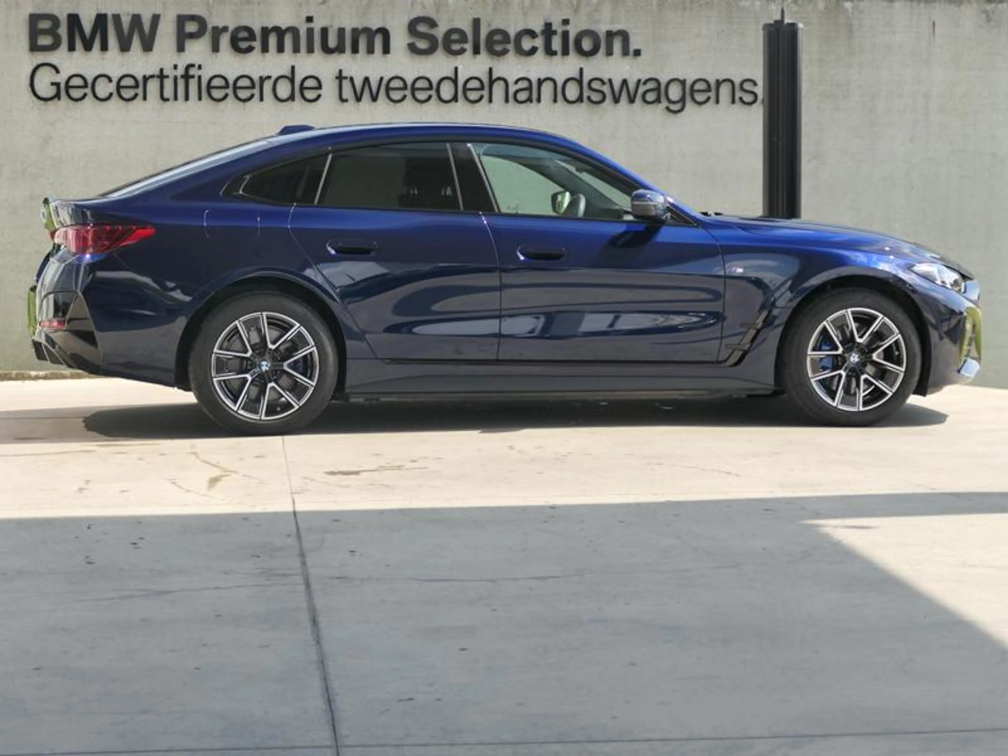 BMW i4 eDrive40 Gran Coupé M Sport — photo 3