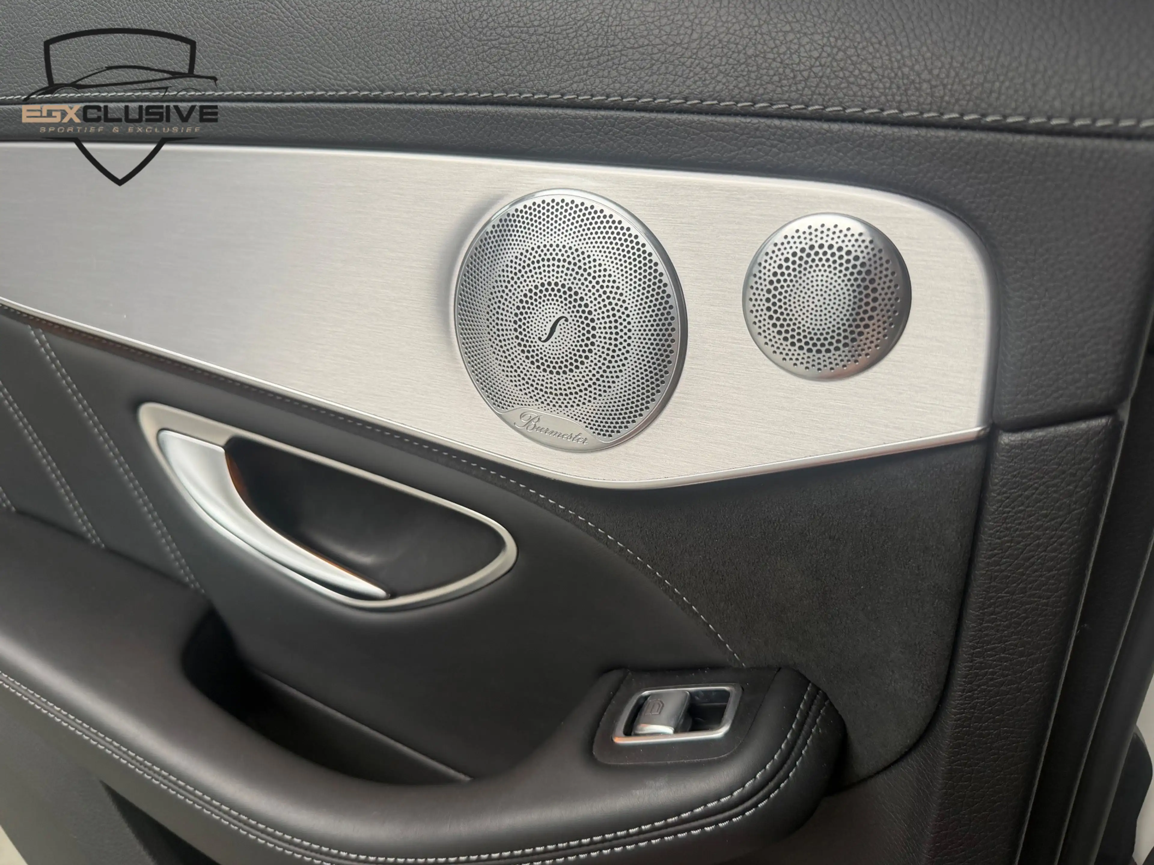Mercedes-Benz C 63 AMG Pano/Kuipstoelen/ACC/Camera — photo 36