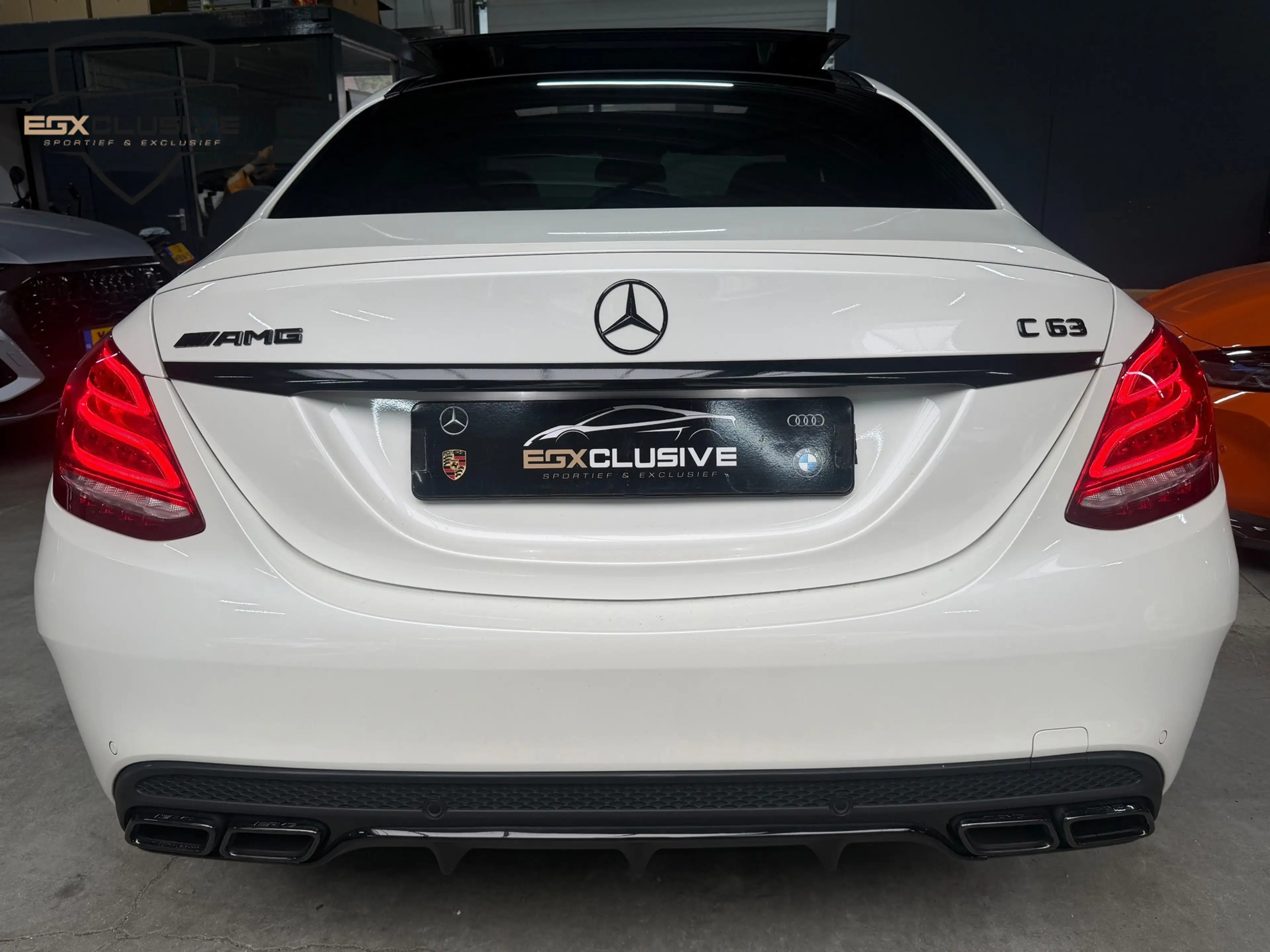 Mercedes-Benz C 63 AMG Pano/Kuipstoelen/ACC/Camera — photo 3