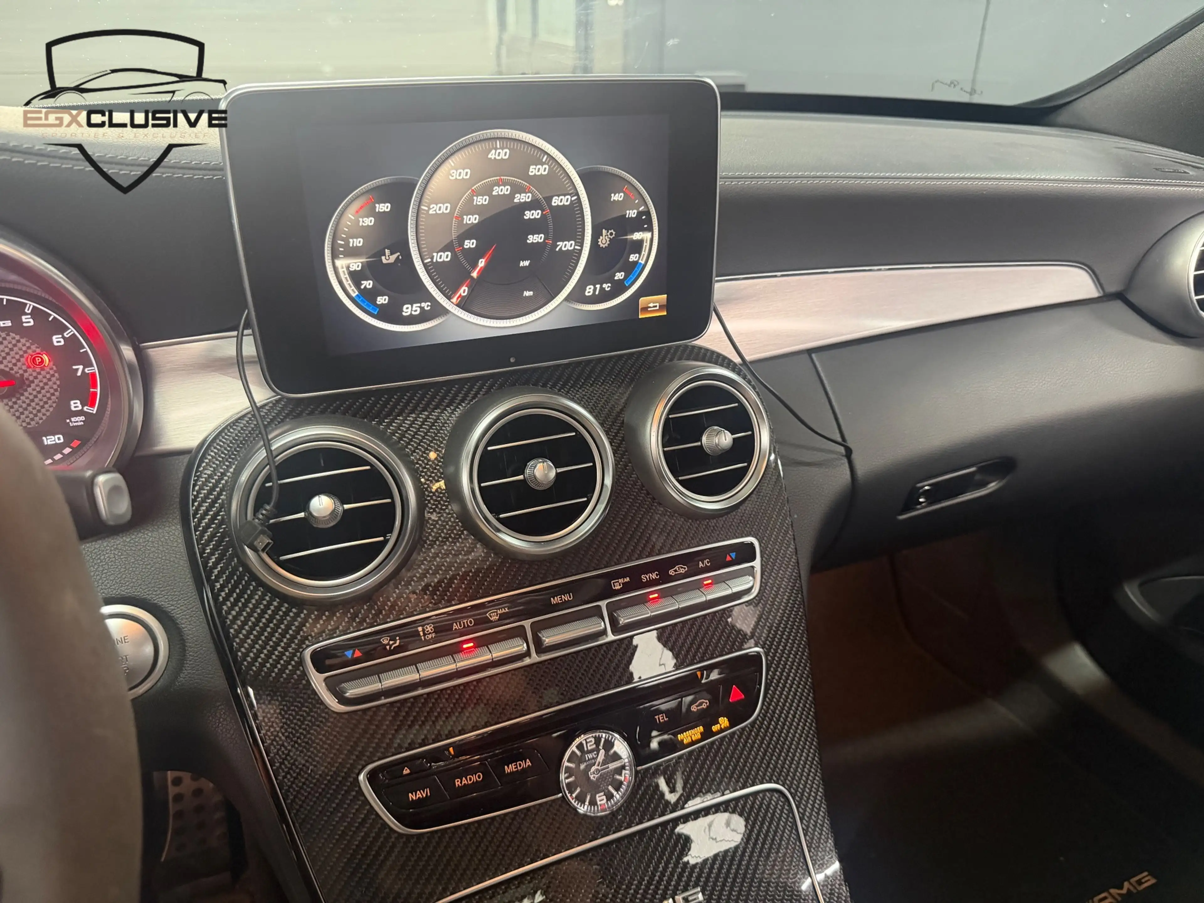 Mercedes-Benz C 63 AMG Pano/Kuipstoelen/ACC/Camera — photo 31