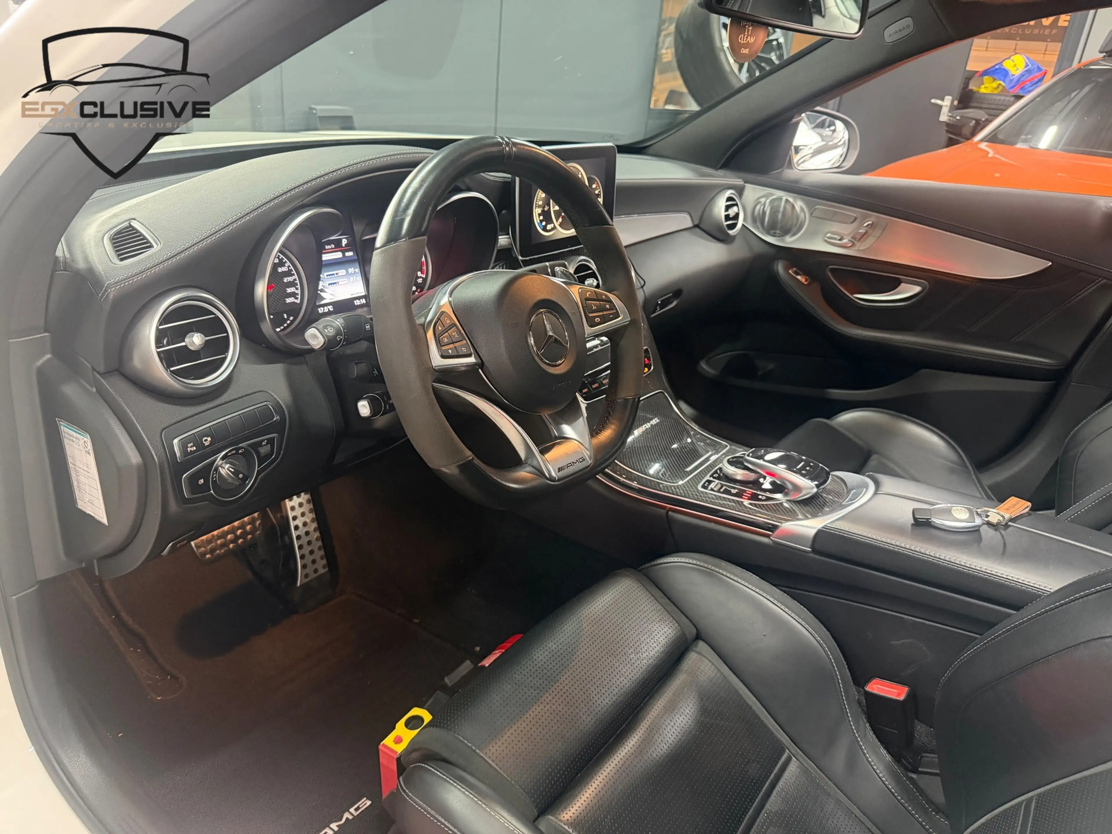 Mercedes-Benz C 63 AMG Pano/Kuipstoelen/ACC/Camera — photo 22