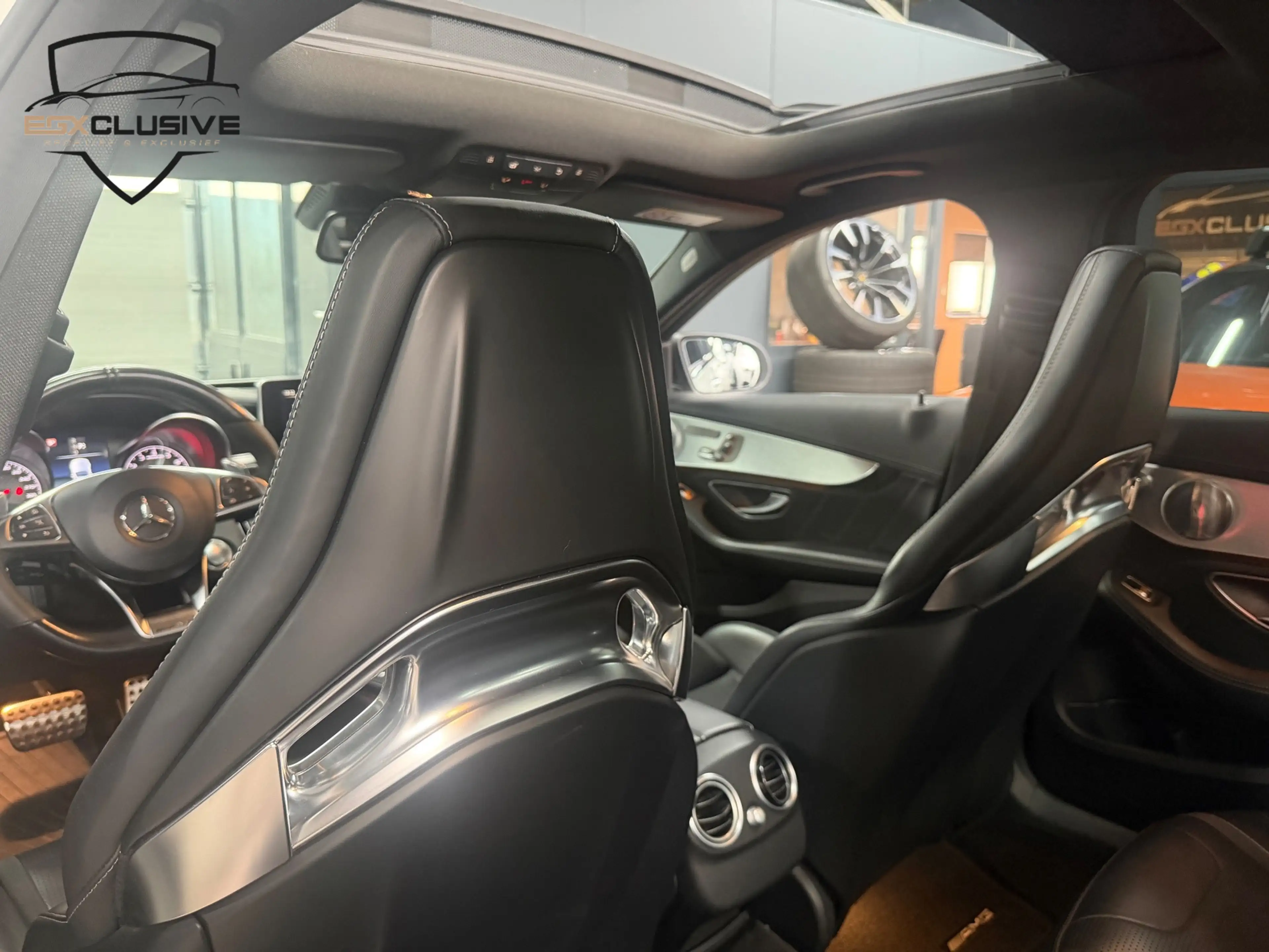 Mercedes-Benz C 63 AMG Pano/Kuipstoelen/ACC/Camera — photo 19