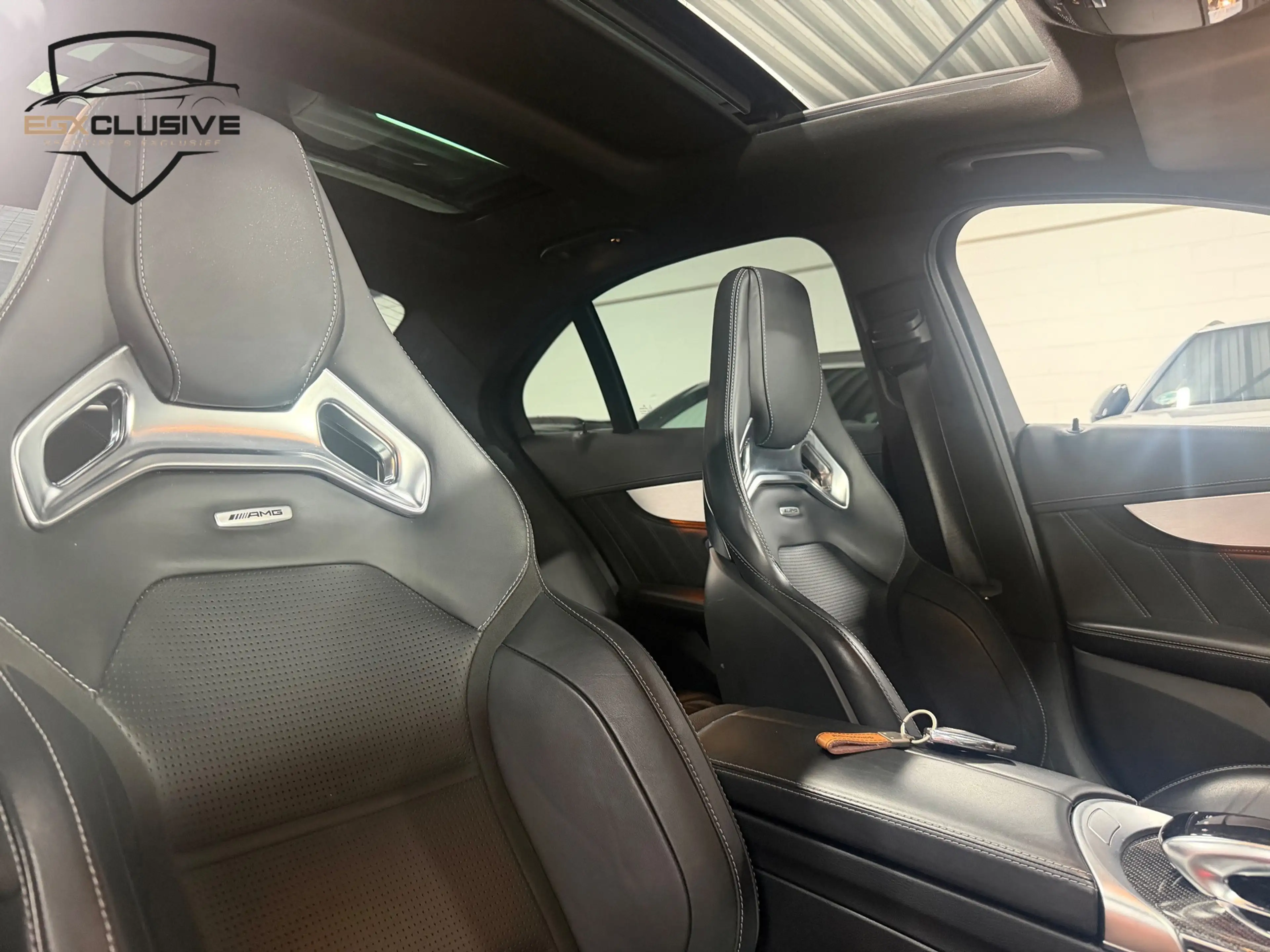 Mercedes-Benz C 63 AMG Pano/Kuipstoelen/ACC/Camera — photo 28
