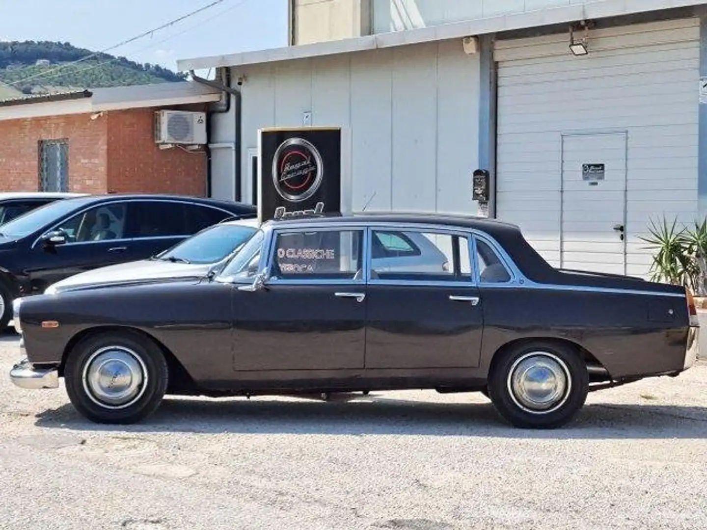 Lancia Flaminia 2.8 V6 BERLINA 3°S - ASI Bruin - 2