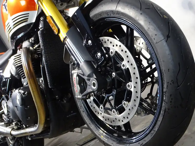 Triumph Speed Twin - foto 7