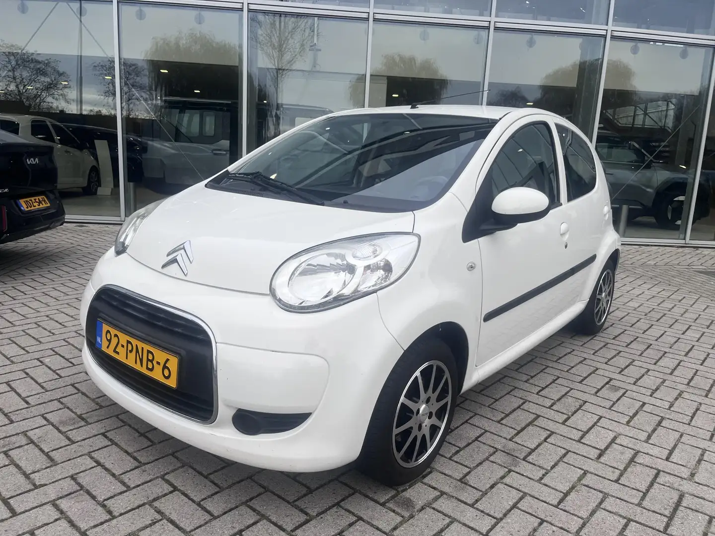 Citroen C1 1.0-12V Ambiance Airco|Lmv|All season banden| keur Wit - 2
