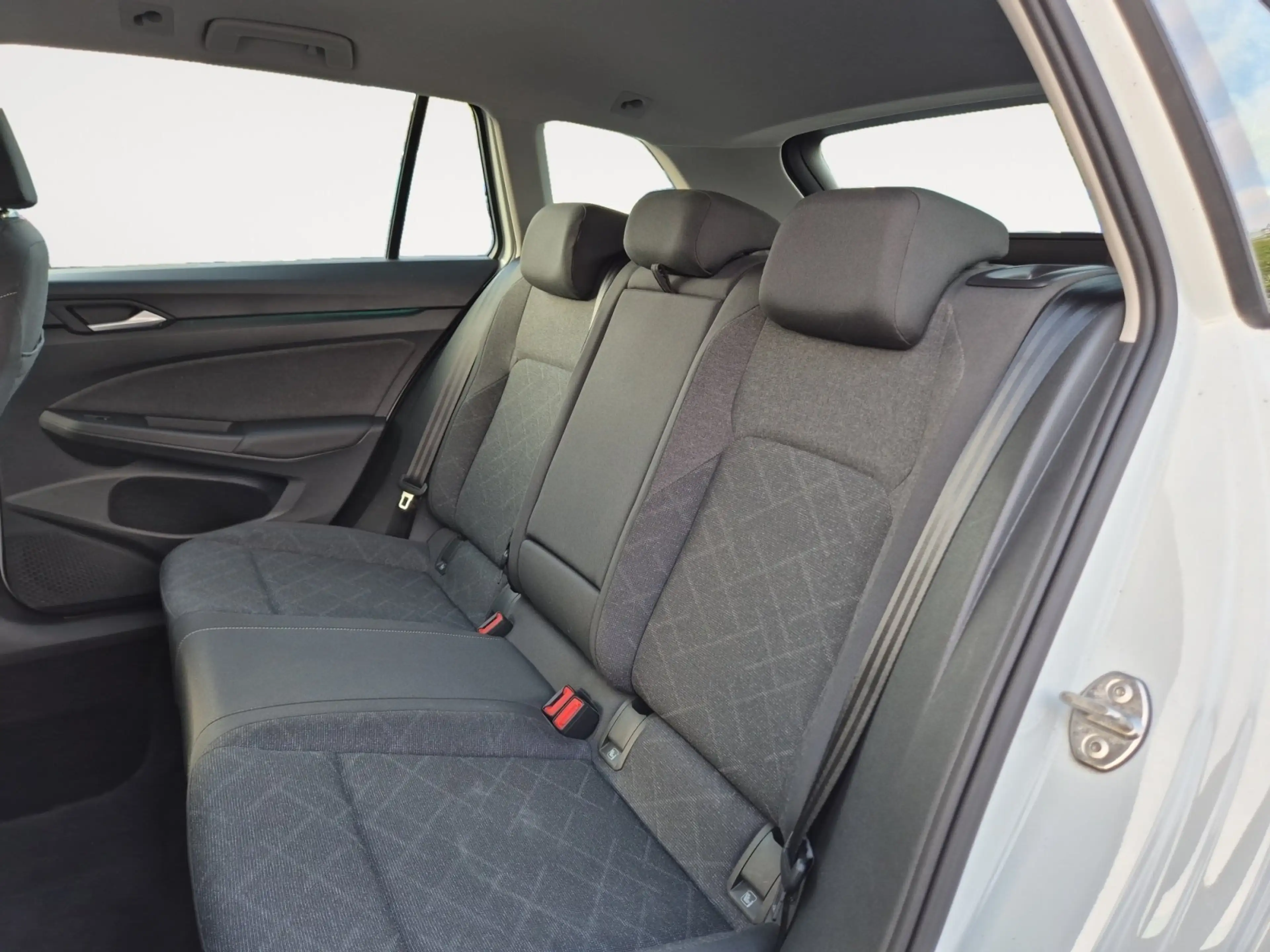 Volkswagen Golf Variant Golf VIII Variant 110kw TDI DSG *NAVI*Rückfahrkame — photo 9