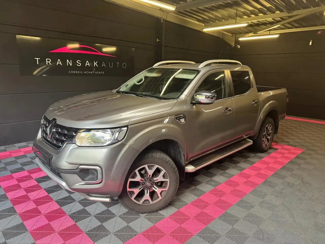 Renault Alaskan