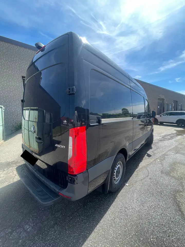 Mercedes-Benz Sprinter снимка Mercedes-Benz Sprinter