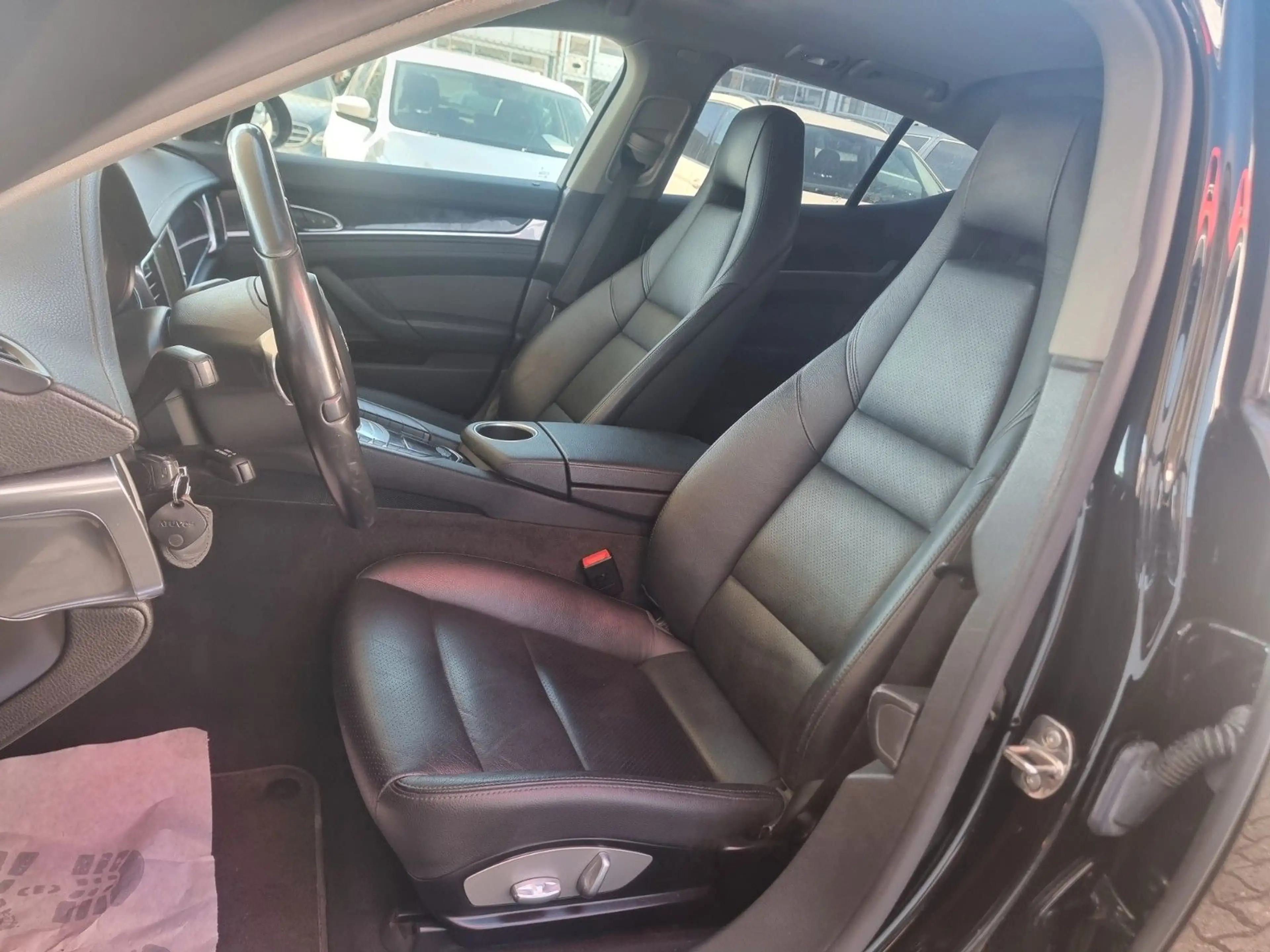 Porsche Panamera 4  "Deutsches Fahrzeug/8x Bereift/HU N — photo 11