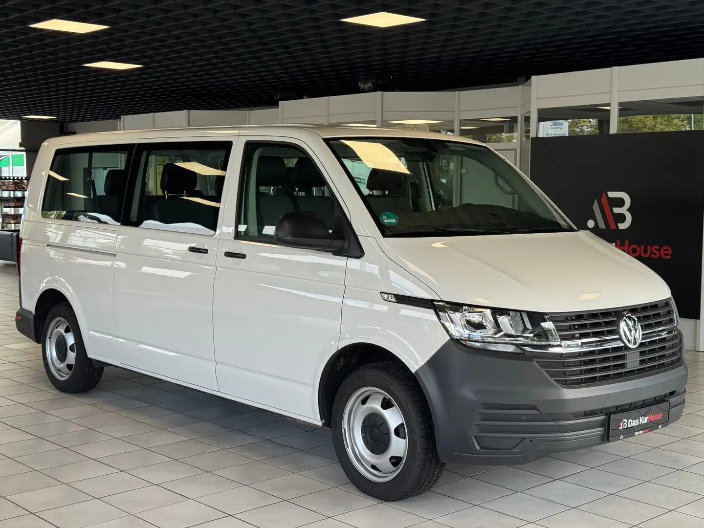 Volkswagen T6 Kombi T6.1 Transporter Kombi lang 4MOTION / 9 Sitzer Blanc - 1