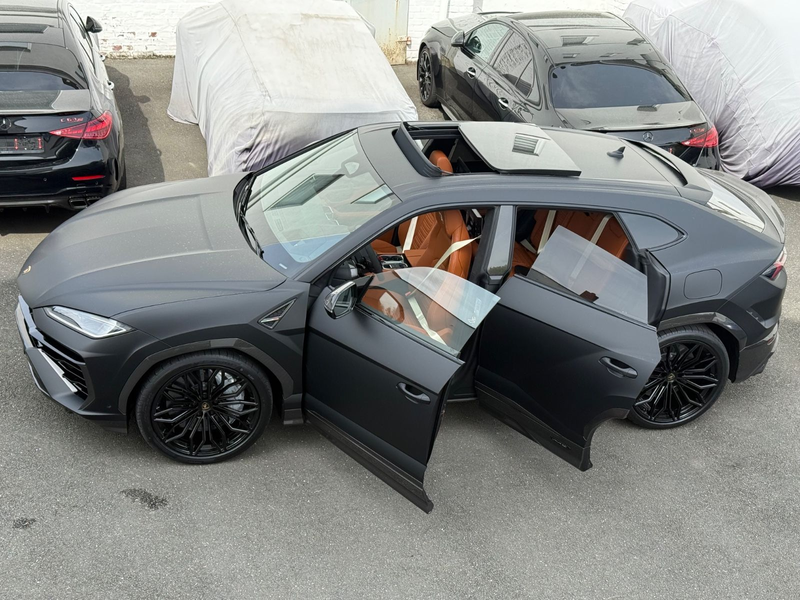 Lamborghini Urus 4.0 V8*SE*Carbon&Carbon*Night Vision*PD26*