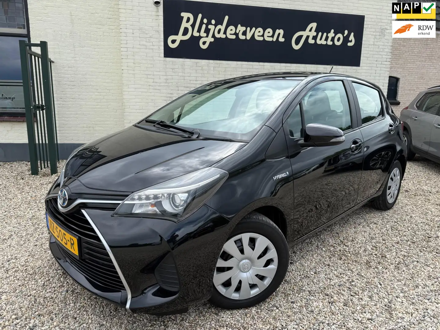 Toyota Yaris 1.5 Hybrid Aspiration Clima | Camera | Cruise | Na Zwart - 1