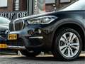 BMW X1 sDrive20i Centennial High Exe ORG NL HEAD UP DIS X Zwart - thumbnail 18