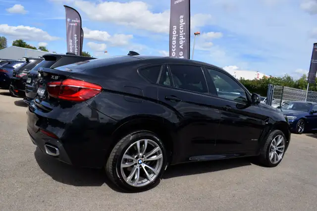 BMW X6 view 17