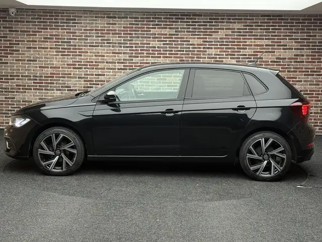 Volkswagen Polo view 6