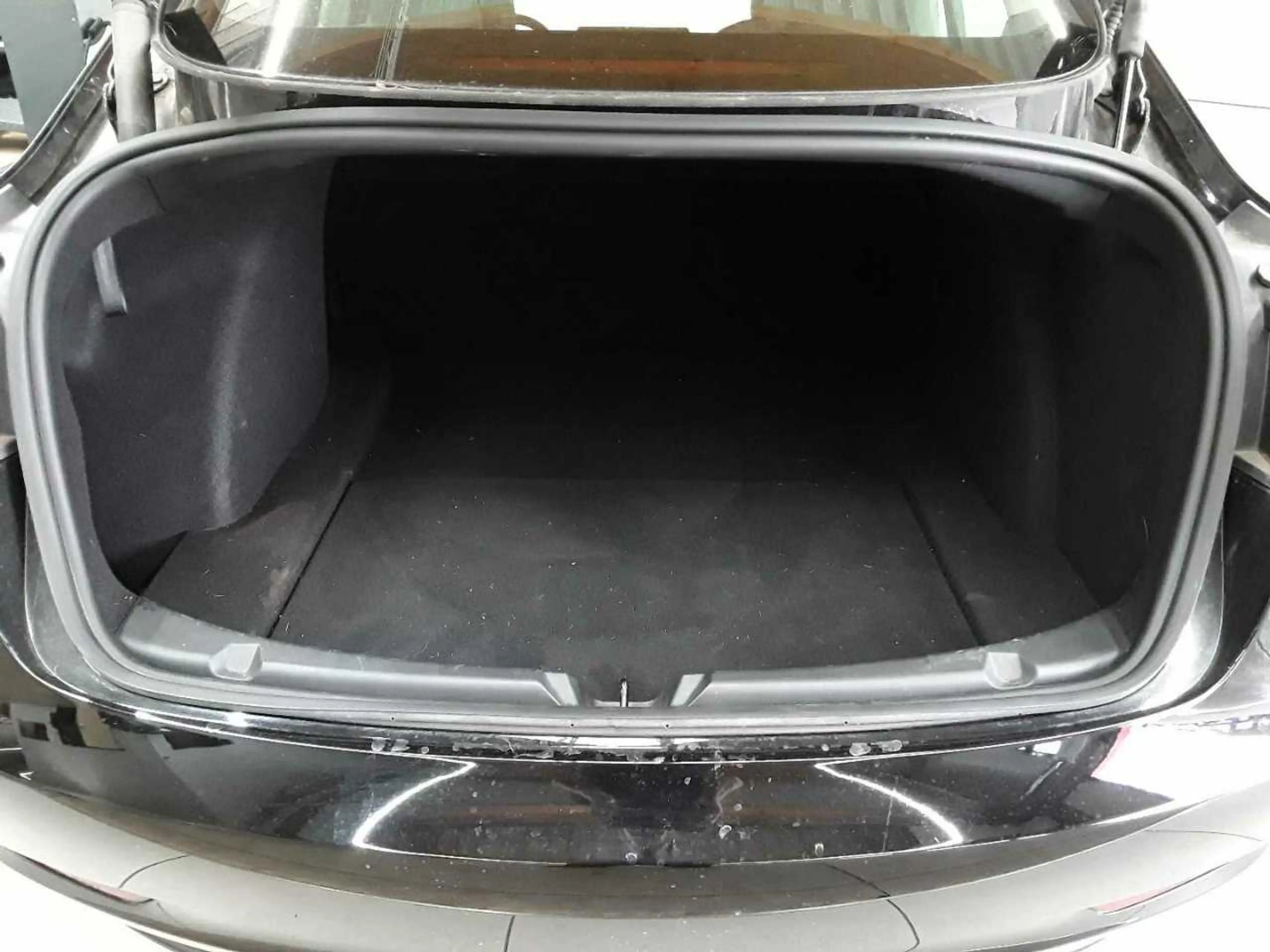 Tesla Model 3 Langstreckenbatt. Allradantrieb Dual Motor — photo 15