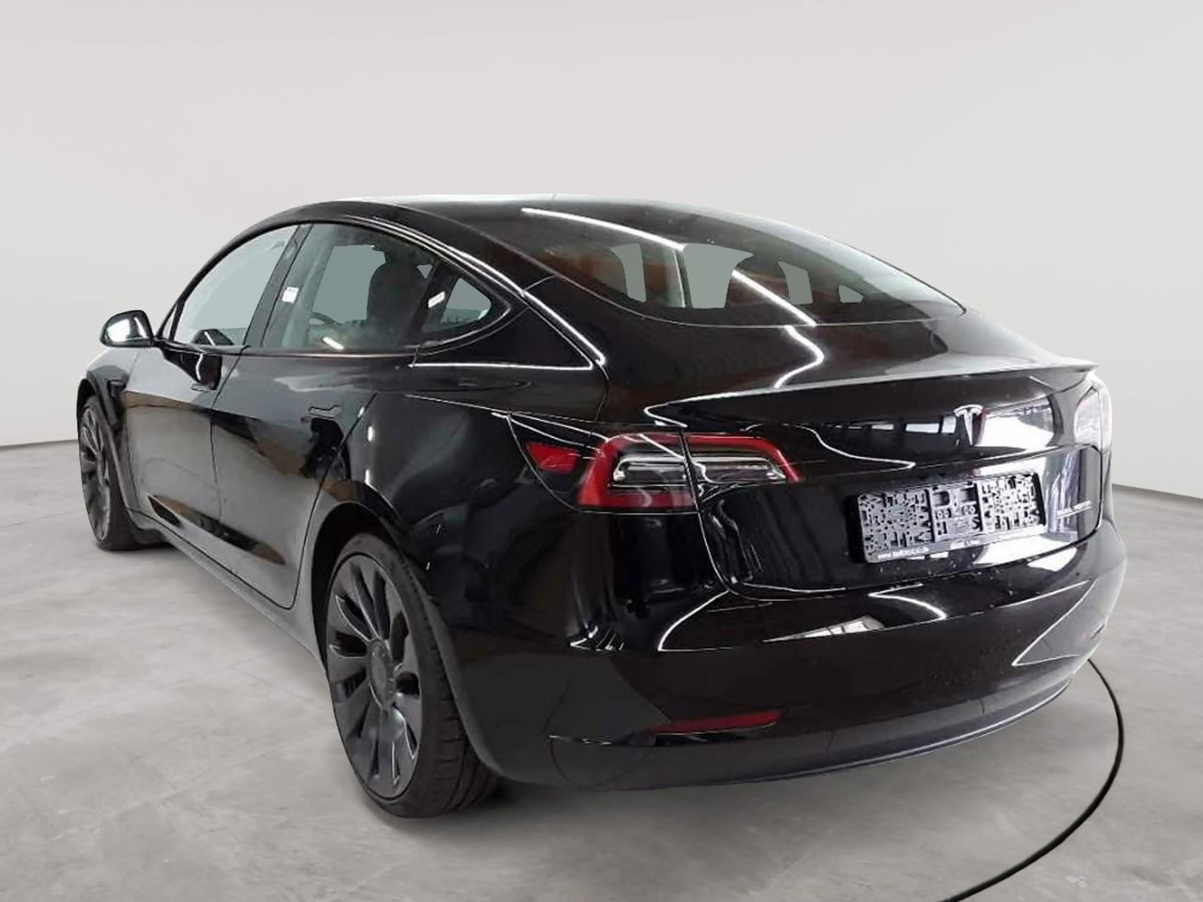 Tesla Model 3 Langstreckenbatt. Allradantrieb Dual Motor — photo 5