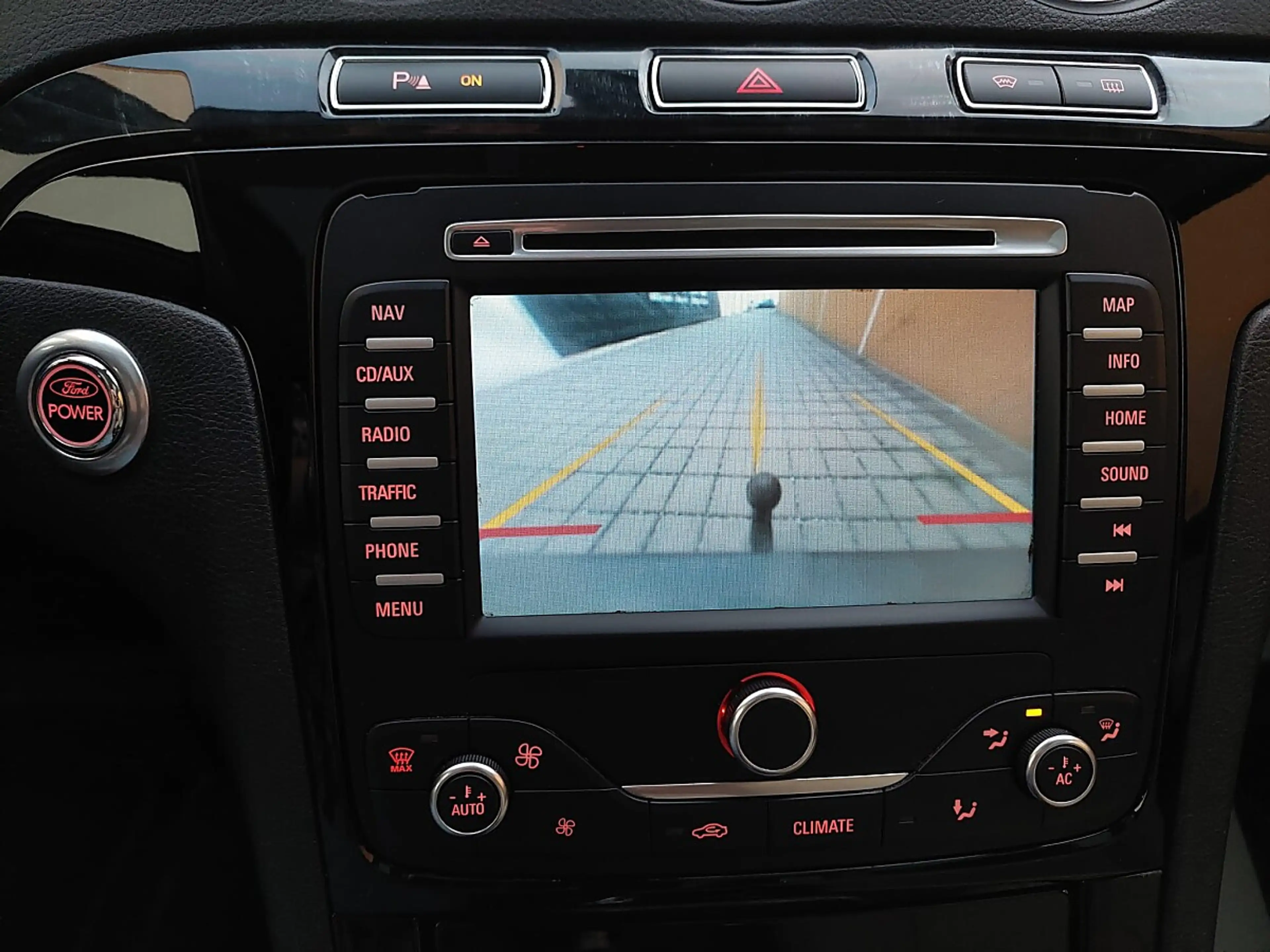 Ford Galaxy TITANIUM 2,0 TDCi DPF . 7 Sitze — photo 12