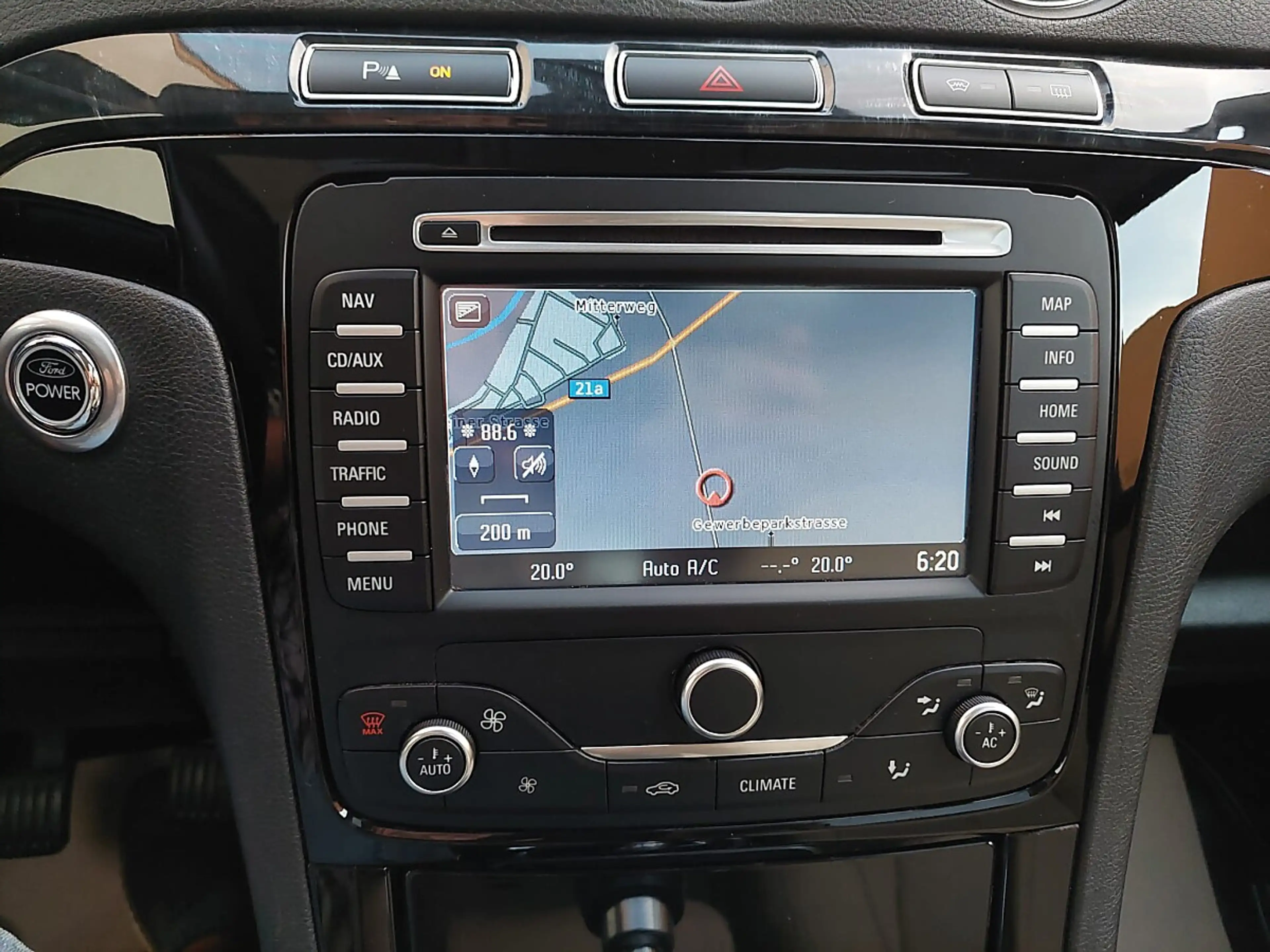 Ford Galaxy TITANIUM 2,0 TDCi DPF . 7 Sitze — photo 15