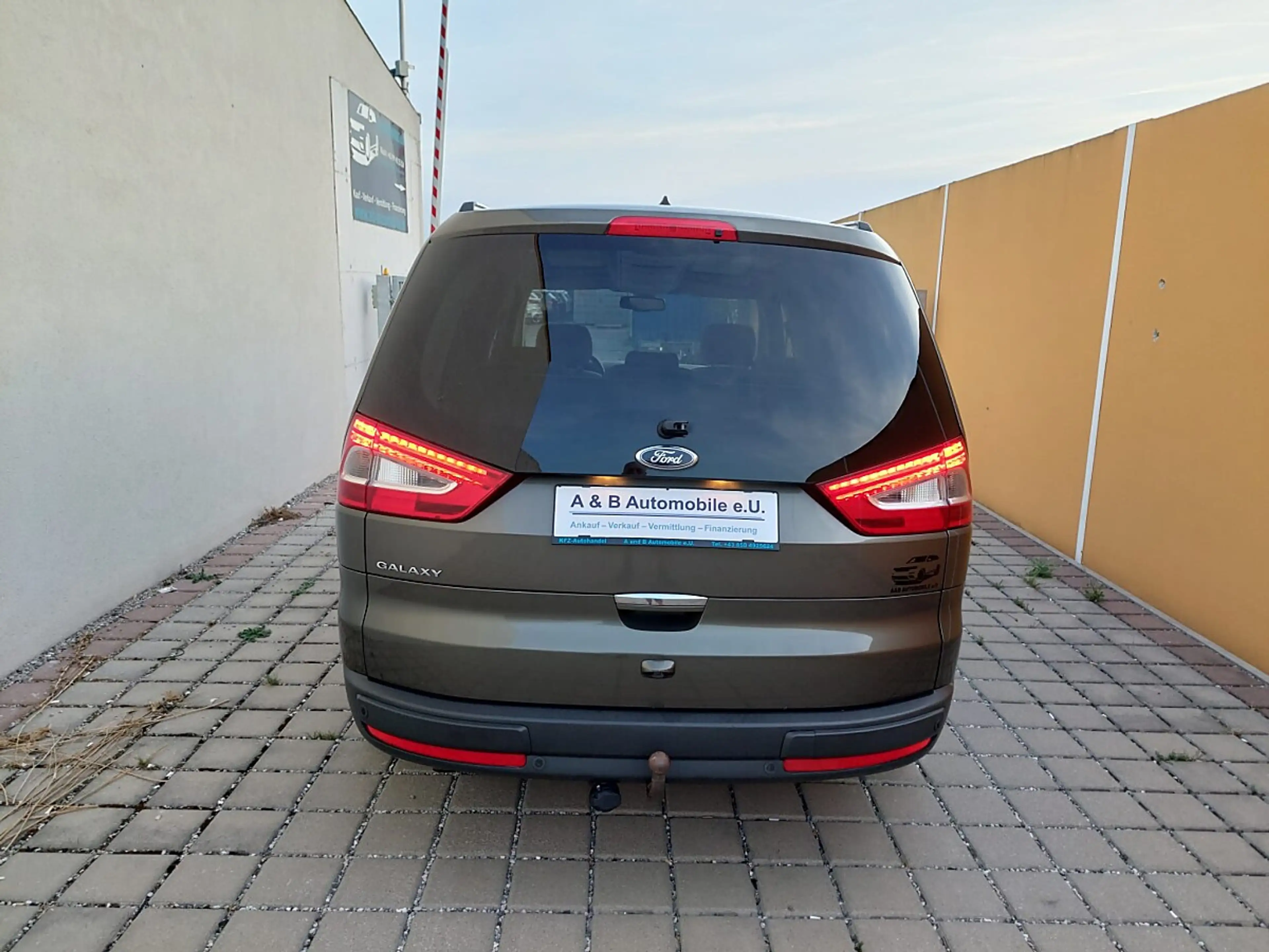 Ford Galaxy TITANIUM 2,0 TDCi DPF . 7 Sitze — photo 5