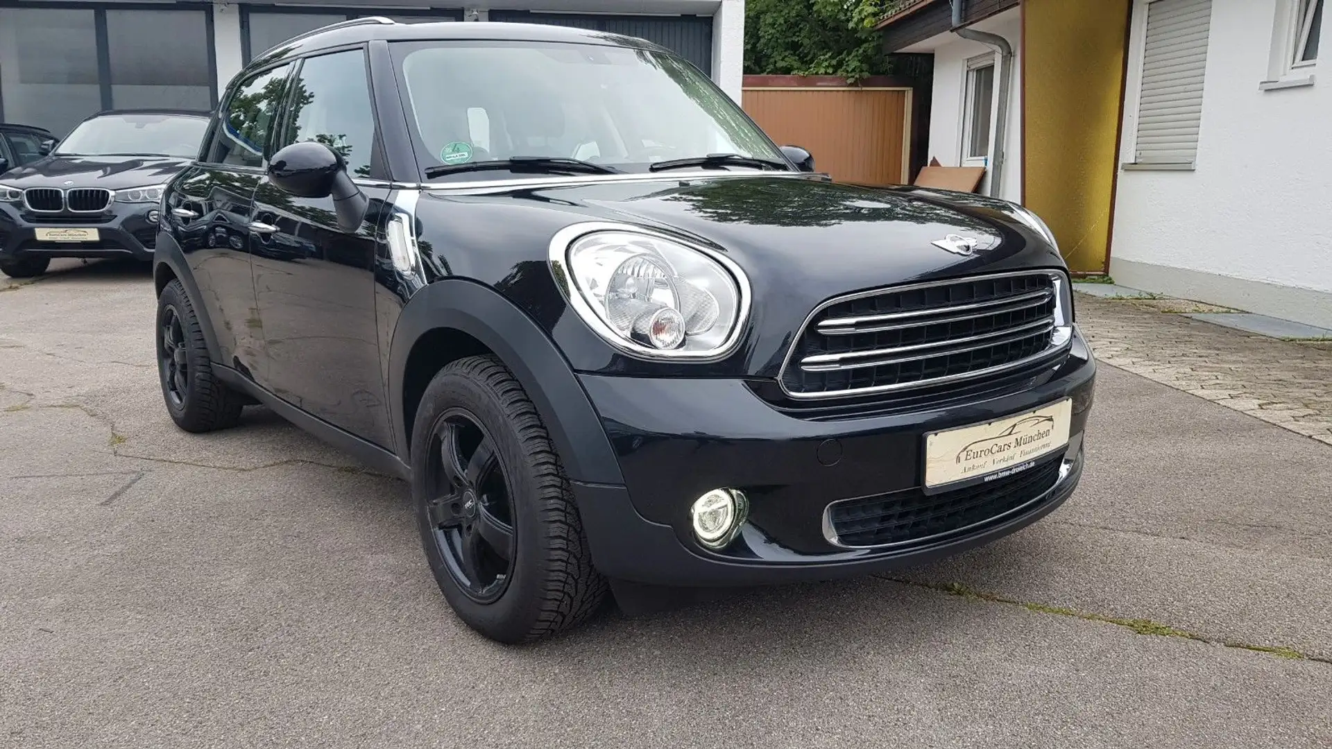 MINI One Countryman aut. ~ Klima ~Sitzheizung ~1.Hand Schwarz - 1