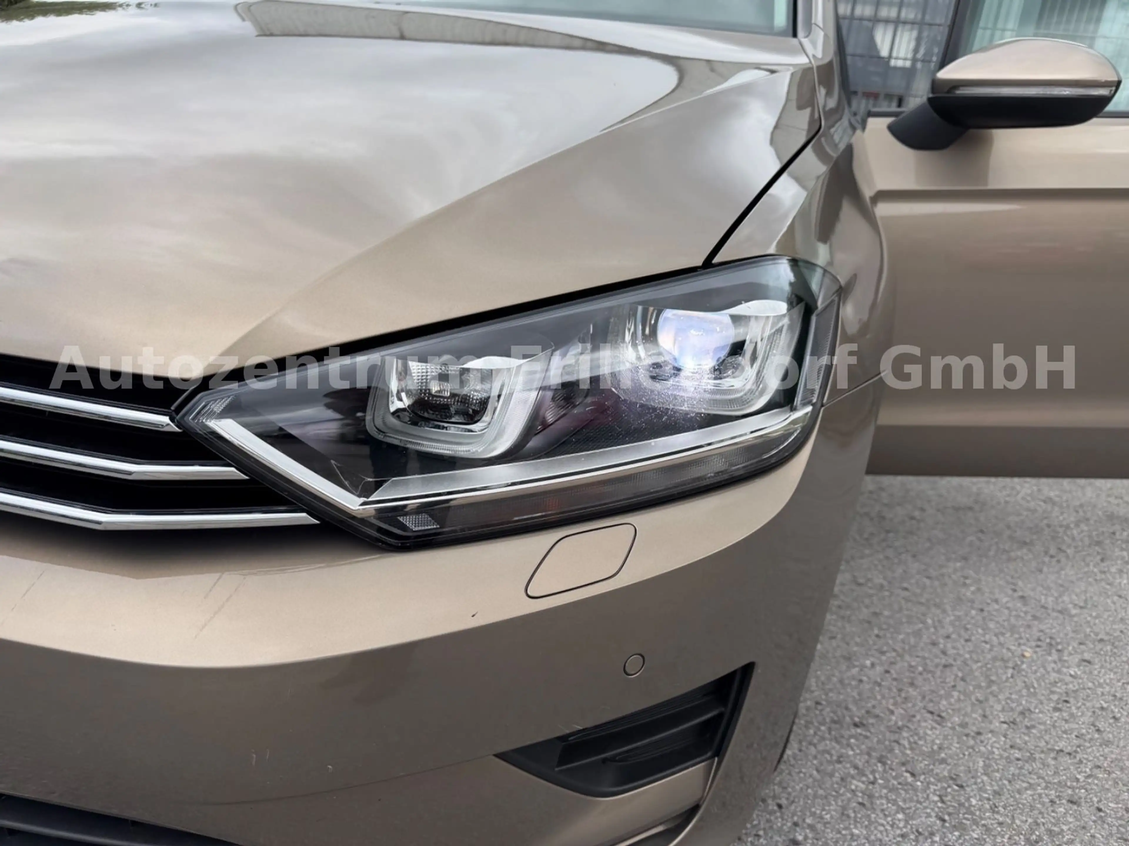 Volkswagen Golf Sportsvan VII BMT AUTOMATIK/PDC/XENON!! — photo 4
