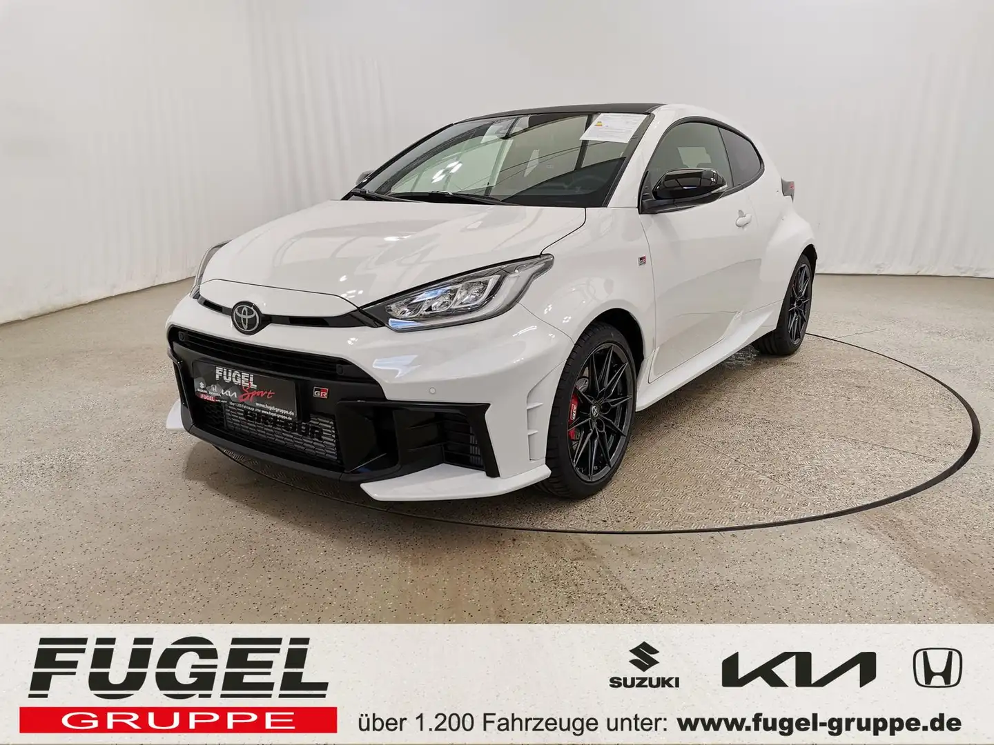 Toyota Yaris GR 1.6 Convenience BBS Schmiederäder White - 1