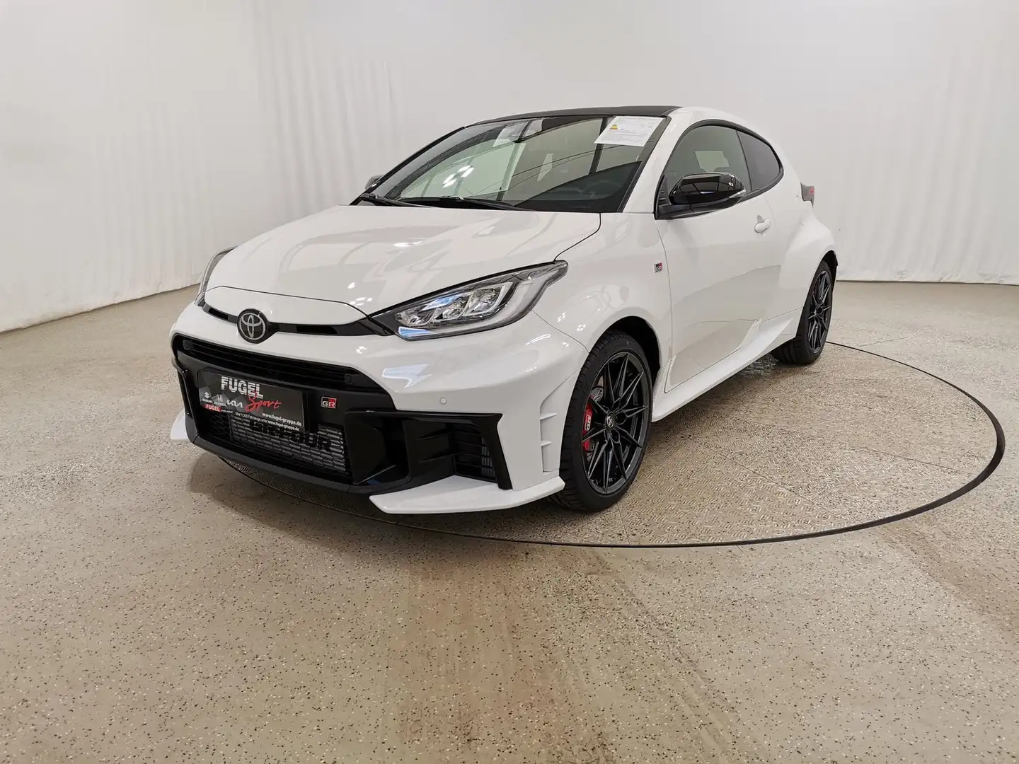 Toyota Yaris GR 1.6 Convenience BBS Schmiederäder White - 2