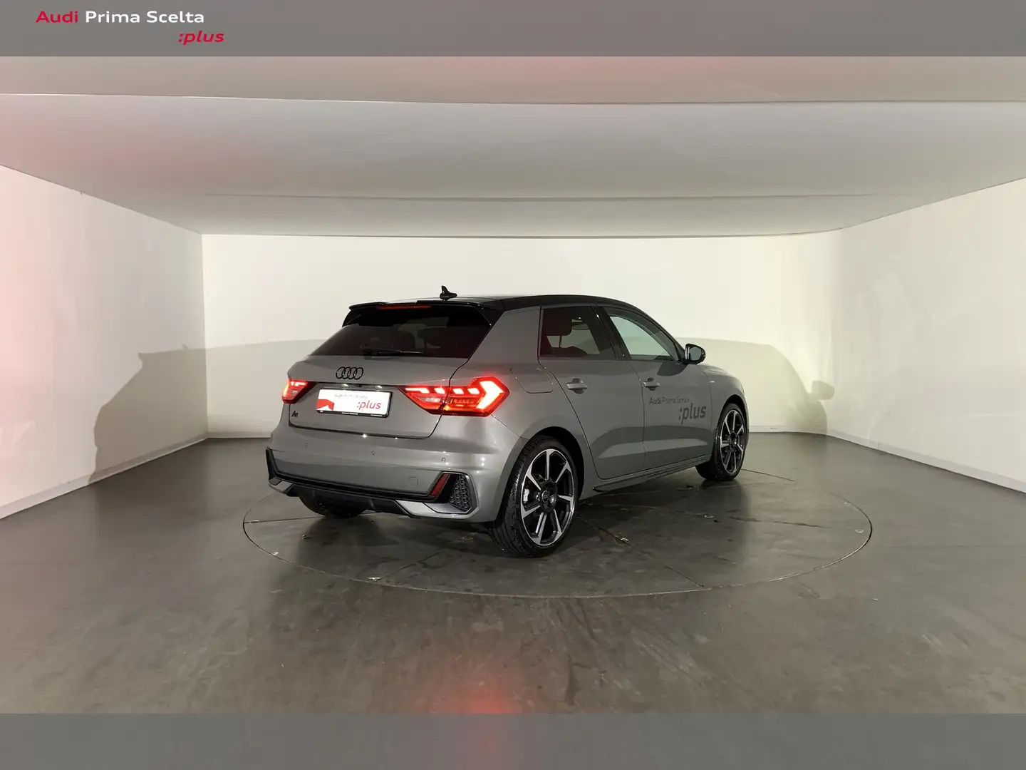 Audi A1 Sportback Identity Black 30 TFSI S tronic Grigio - 2
