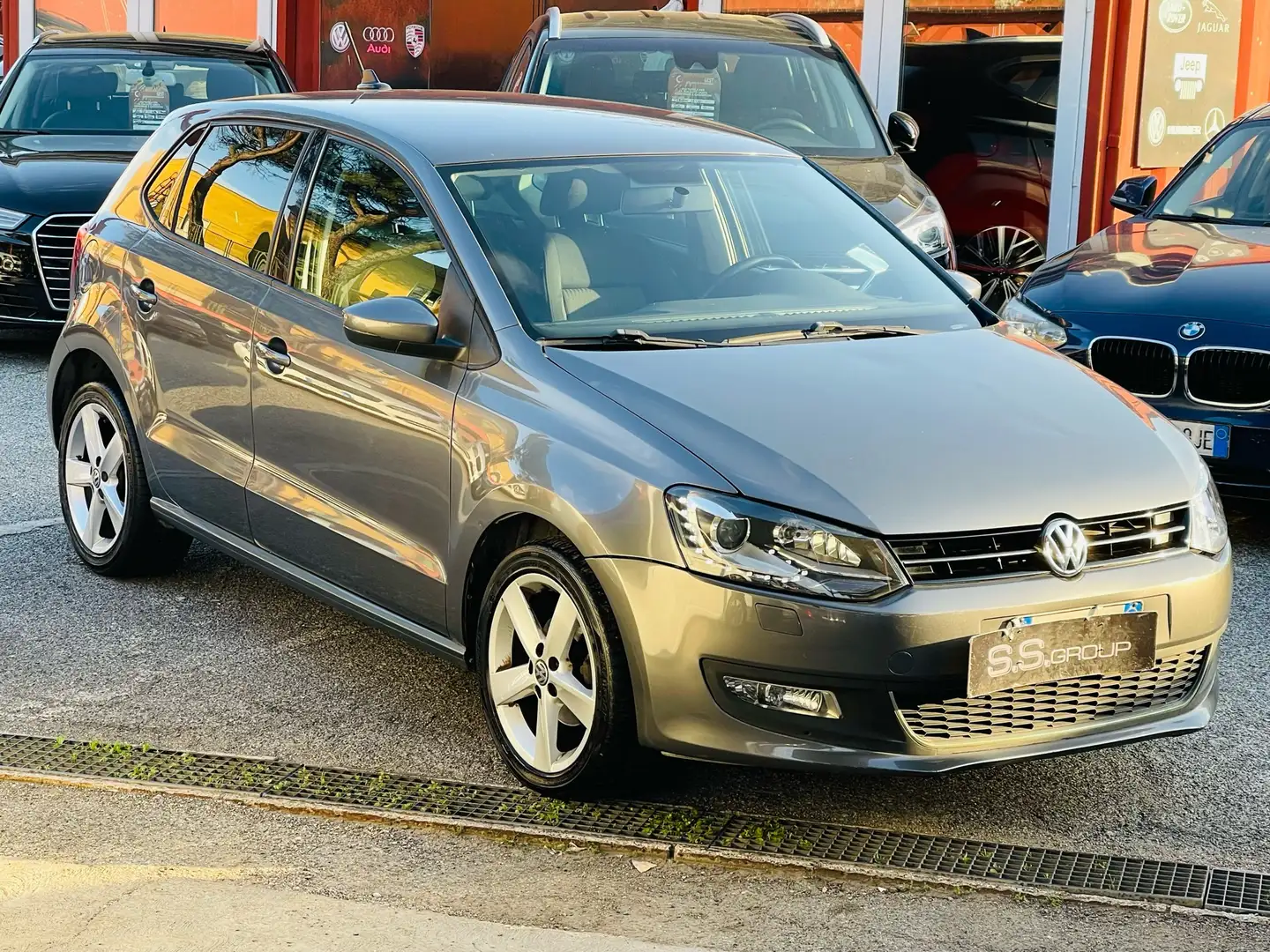Volkswagen Polo 5p 1.6 tdi R-line 90cv dsg-xenon-led-navi-neopat. - 1