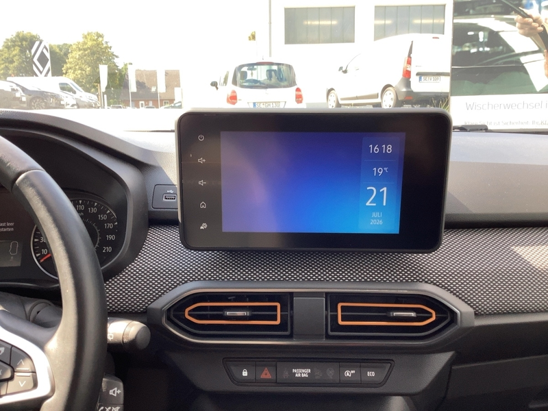 Dacia Sandero III 1.0 TCe 100 ECO-G Stepway Comfort — photo 10