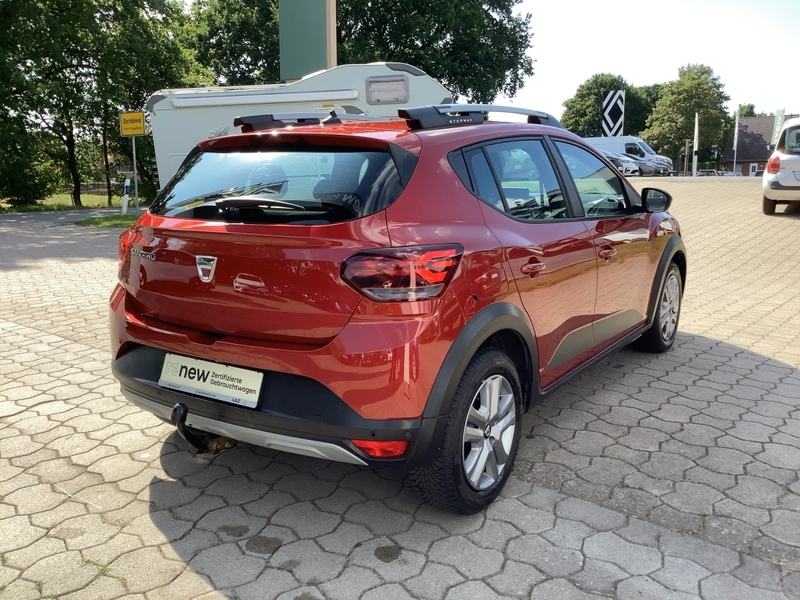 Dacia Sandero III 1.0 TCe 100 ECO-G Stepway Comfort — photo 4