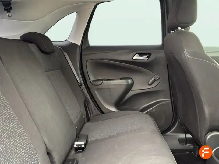 Opel Crossland 2021, foto 18
