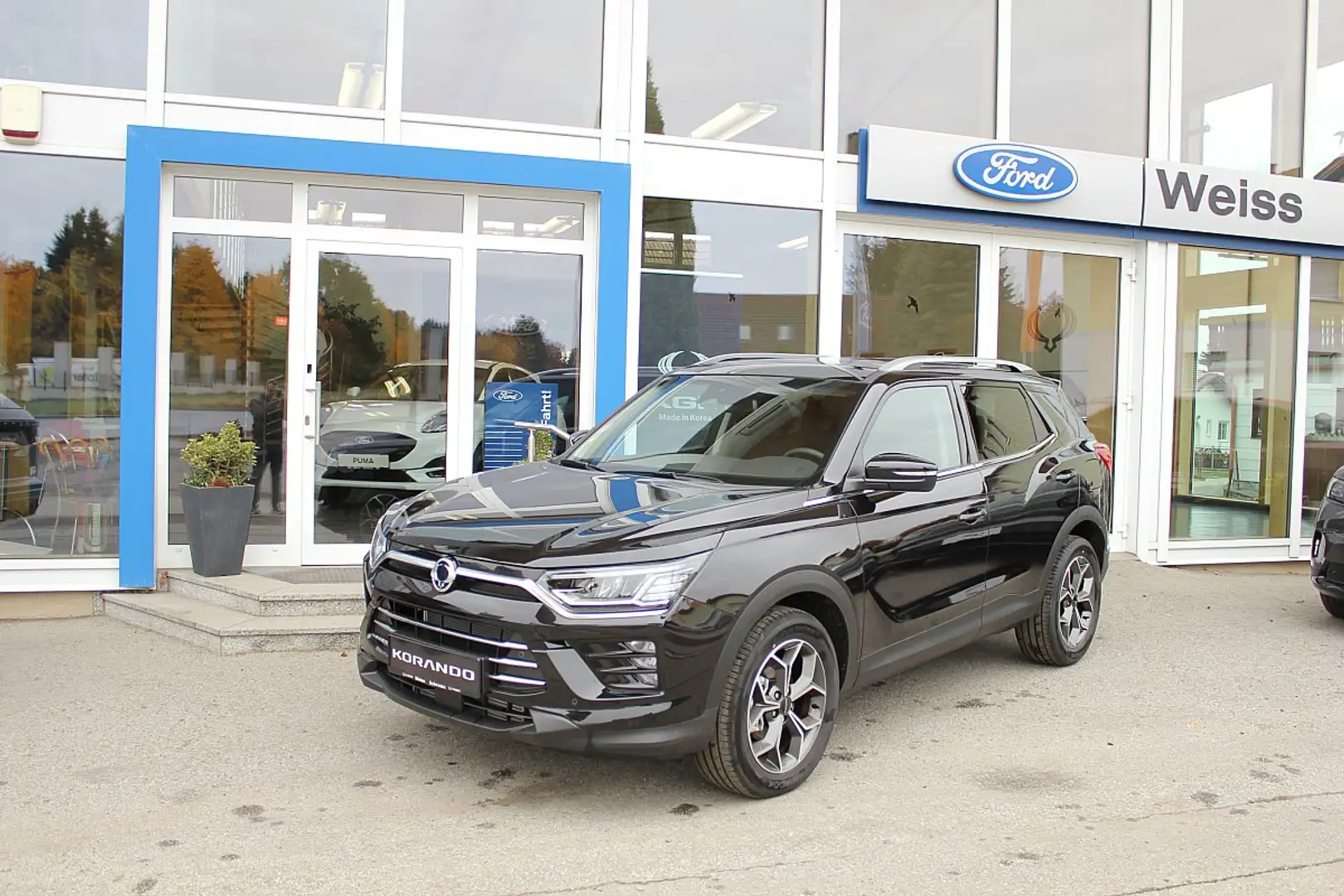 KGM Korando 1,5 GDI Smart Aut. Schwarz - 1