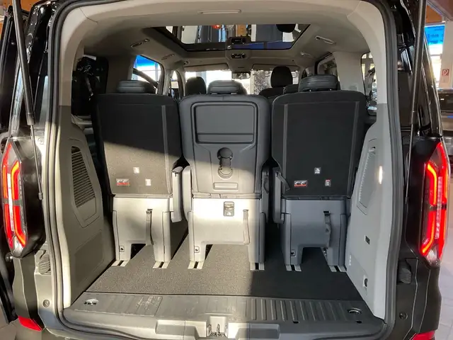 Ford Tourneo Custom AWD Active L1 Ansicht 23