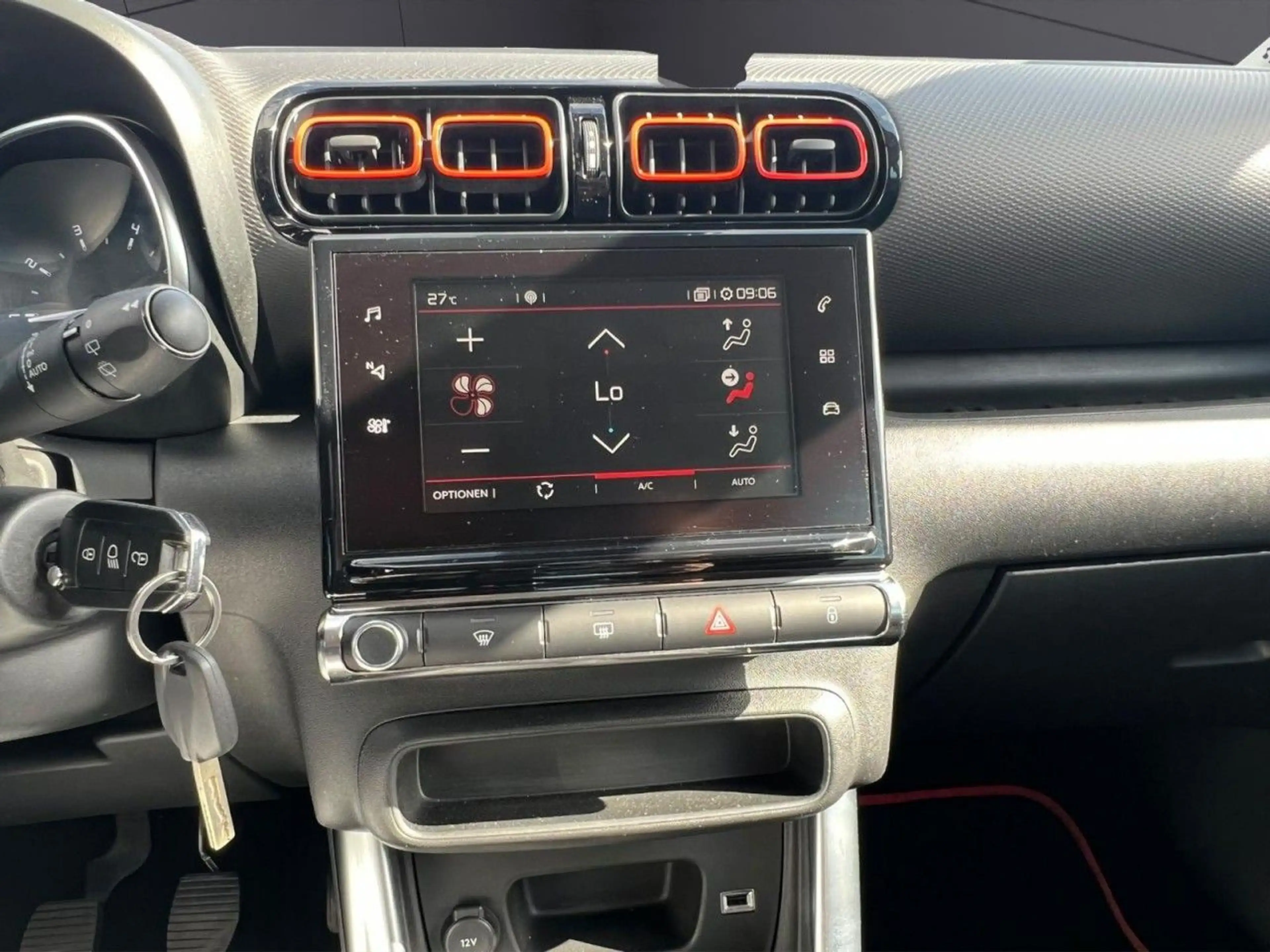 Citroen C3 Aircross Feel KLIMA,NAVI,PDC,ESP,TEMPOMAT — photo 16