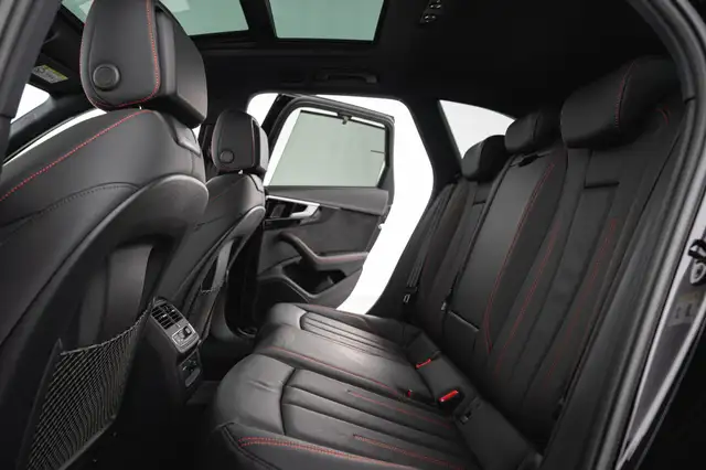 Audi A4 view 15