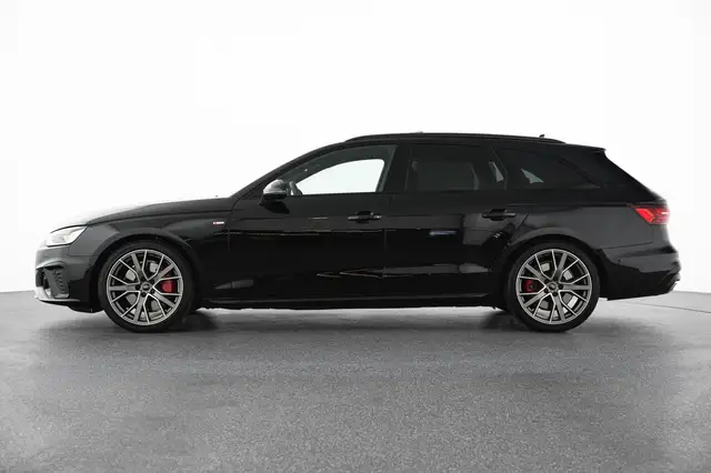 Audi A4 view 8