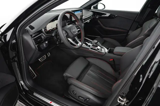 Audi A4 view 11