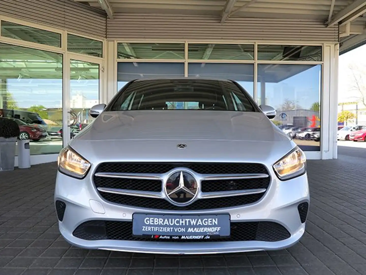 Mercedes-Benz B 180 | Navi | Sitzhzg | Regensensor Silber - 2
