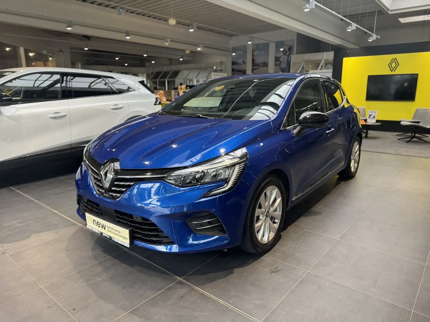 Renault Clio INTENS E-TECH 140PS Hybrid Bleu - 1