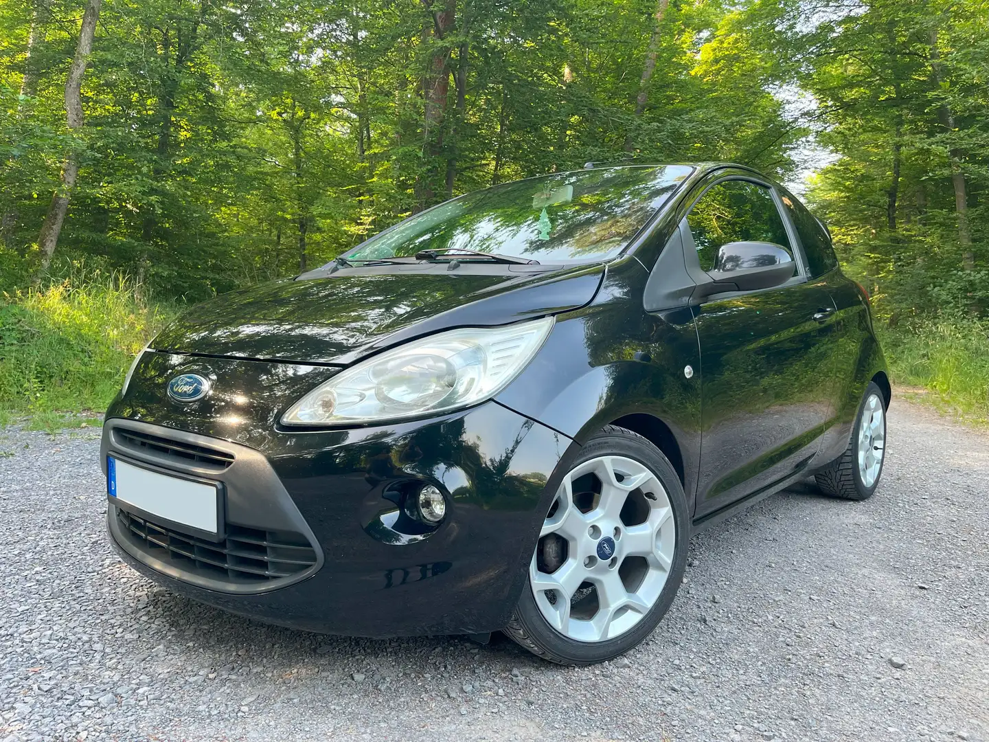 Ford Ka/Ka+ Ka 1.2 Titanium Schwarz - 2