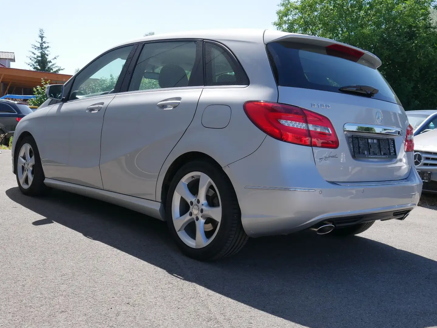 Mercedes-Benz B 180 CDI Sport-Paket NAVI/BIXENON/PDC/TOTWINKEL Silber - 2