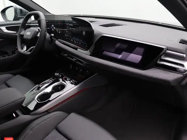 Audi A6 view 15